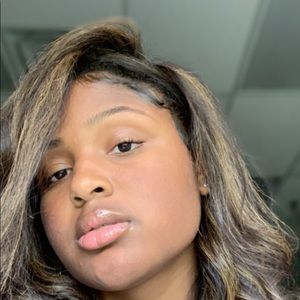 Meet your Posher, Jasmine